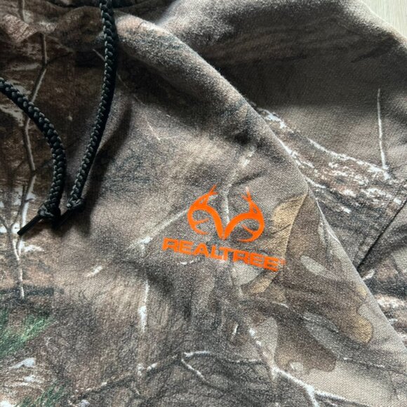 realtree camo hoodie Men’s Medium Pullover Outdoor Hunting Camping Hiking Sweats - Picture 2 of 6